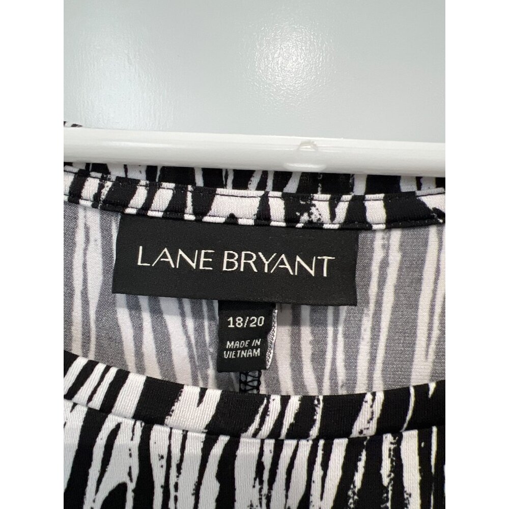 Lane Bryant Flutter Sleeve Zebra Print Dress Size… - image 3
